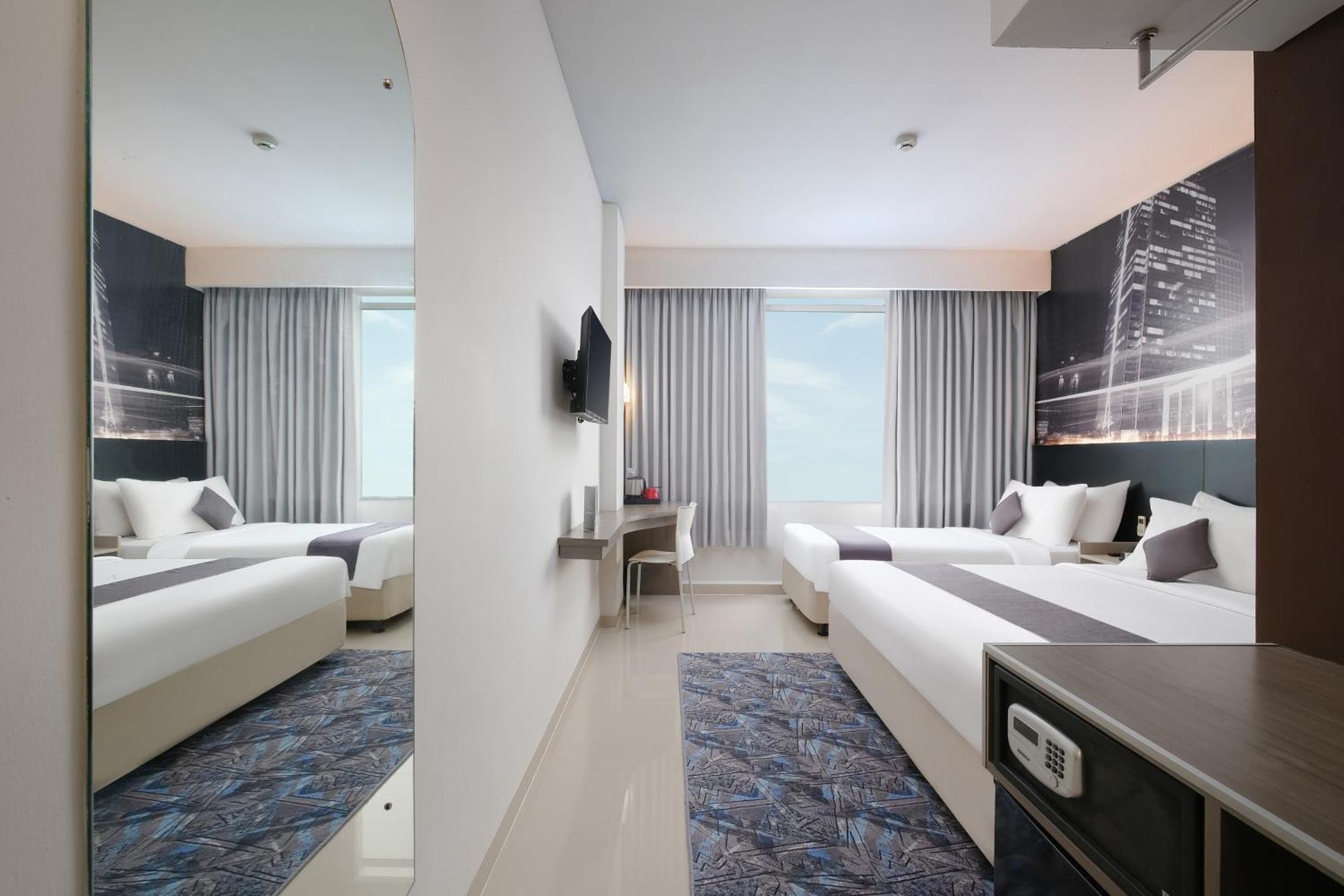 Hotel Neo Candi Simpang Lima - Semarang By Aston Exterior foto